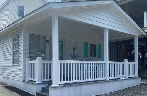 Surfside Beach House | Ocean Lakes Beach House Free Golf Cart Sleeps 6 August Deals
