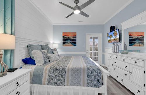Myrtle Beach House | Ocean Lakes Walk to Beach! Waterpark! Arcade! Dogs Welcome!