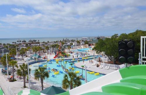 Myrtle Beach House | Ocean Lakes Walk to Beach! Waterpark! Arcade! Dogs Welcome!