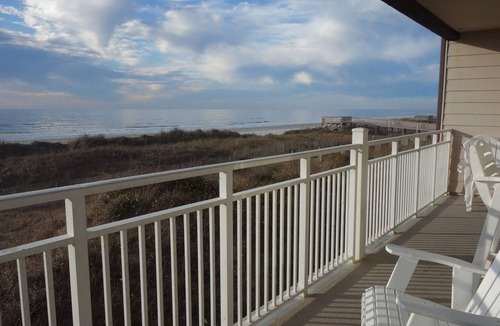Ocean Isle Beach Condo | Oceanfront 4 Bedroom Corner Condo - Sunday-Sunday rental in peak season!