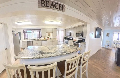 Crescent Beach House | Oceanfront, Central, Huge 5k sq ft Home w Huge Private Pool, Hot tub, & Gameroom