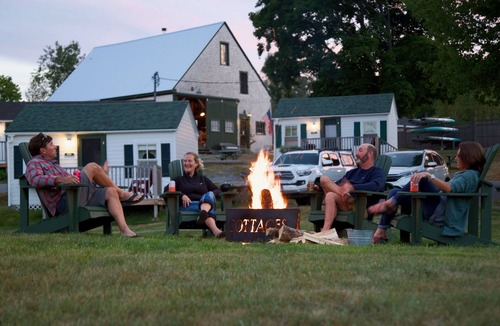 Salsbury Cove Cottage | Oceanfront Cottage at Acadia National Park, Bar Harbor/Laughing Gull Cottage