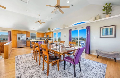 Waves House | Oceanfront Dog Friendly Home w/Hot Tub, Game/Media Rooms, and Champagne Views!