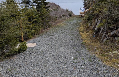 Port Dufferin House | OCEANFRONT RUSTIC ESCAPE with Hottub and Sauna can Sleep 8!