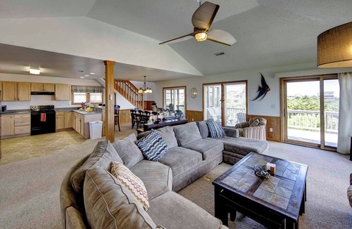 Hatteras House | Oceanside, Ocean Views, Sound Views, Sundeck, Short Walk To The Beach!