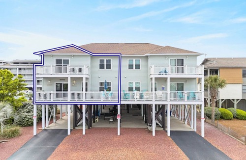 Ocean Isle Beach House | Oceanside/Private Beach Walkway no streets to cross-Sleeps 14, Upscale, Pool