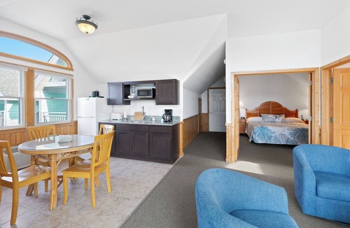 Ocracoke House | Ocracoke Harbor Inn