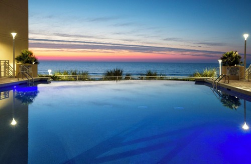 Ocean Drive Resort | OFFICIAL LISTING | Wyndham - Ocean Boulevard 2BR Condo w/WiFi, Pools & Hot Tubs