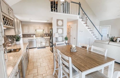 Lebanon House | Old Hickory Hideaway Lakehouse in Lebanon, TN
