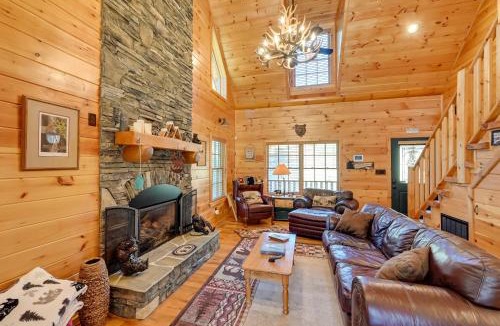Ennice House | On-Site Waterfall! Cabin Near Blue Ridge Pkwy