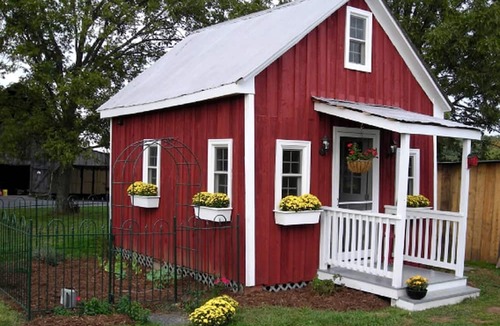 Ridge Cottage | One-Bedroom, One-Bathroom Cottage Rental on a 250-Acre Cattle Farm near Appalachian Trail