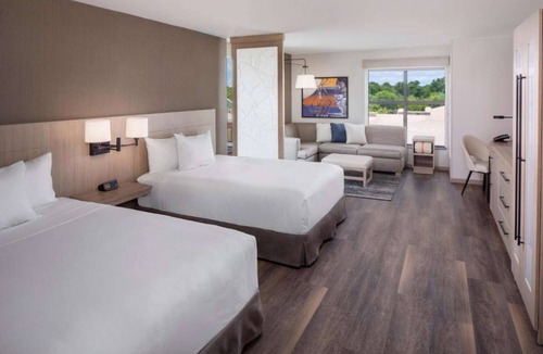 Mount Pleasant Hotel | One Bedroom Two Queen Beds with Sofa Bed at Hyatt Place Mount Pleasant Towne Centre