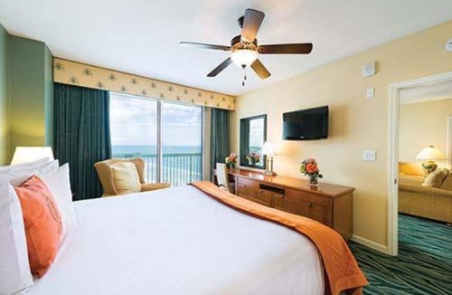 Crescent Beach Resort | One Bedroom Ocean View Luxury Condo, Myrtle Beach, South Carolina (1890879)