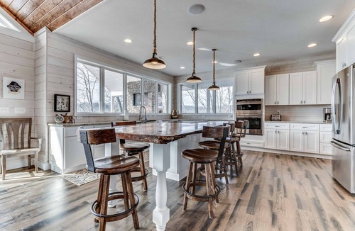 Big Creek House | One of the BEST HOUSES on the Lake according to our guests