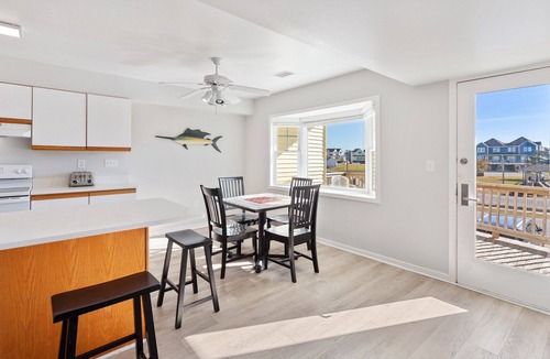 Buxton House | Orca | Dog-Friendly Townhome w/Ocean Views