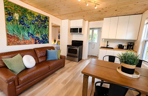 Saint-Tite-des-Caps Ski Chalet | Outdoor Getaway Mont-Ste-Anne and Massif