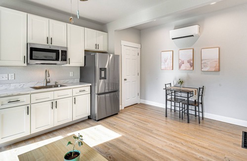 Wanchese Apartment | Outer Banks Couple’s Escape Near Beach & Gardens!