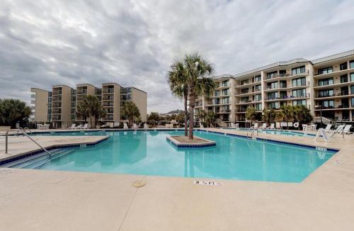 Litchfield by the Sea Apartment | Palmetto Sunrise