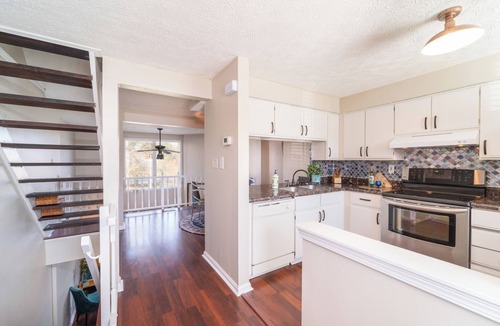 Pineville House | Peace at the lake Lovely 2-bedroom townhome with AC in charming Pineville