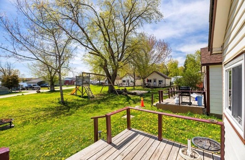 Otonabee-South Monaghan House | Peaceful 1BR Nature Stay | Cozy & Scenic