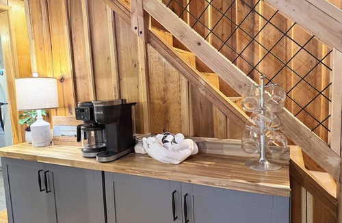 Cattail Creek Cabin | Peaceful 2-bedroom cabin in charming Burnsville perfect for relaxing getaway