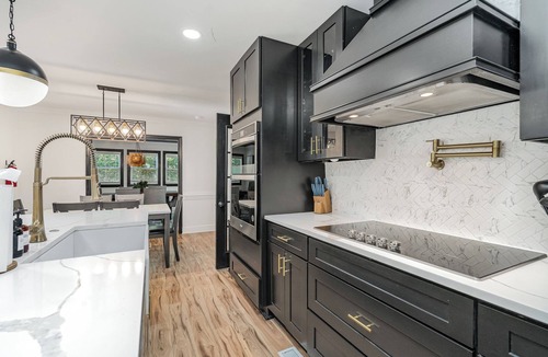 Mint Hill House | Peaceful Family Home: Game Room w/Bar, Fire pit, Grill, Playground, Bunkbed