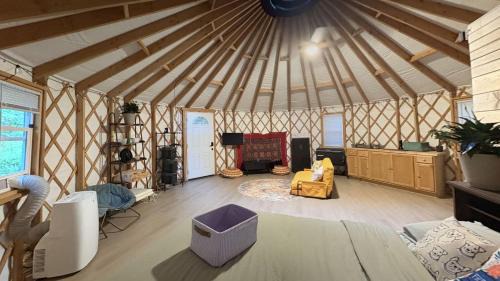 Elgin Other | Peaceful Off-Grid Yurt Farm Stay with Modern Comforts - Optional Farm Breakfast