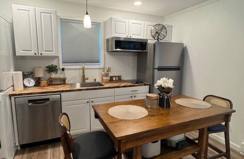 Kingston House | Peaceful Paint Rock Cottage-Pets OK-2 King beds-No Fuss Checkout