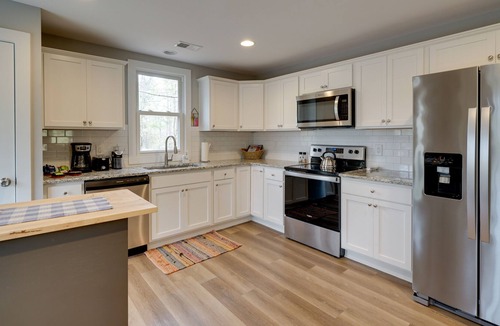 Burgaw Cabin | Peaceful Treetop Hideaway w/ Riverfront Views