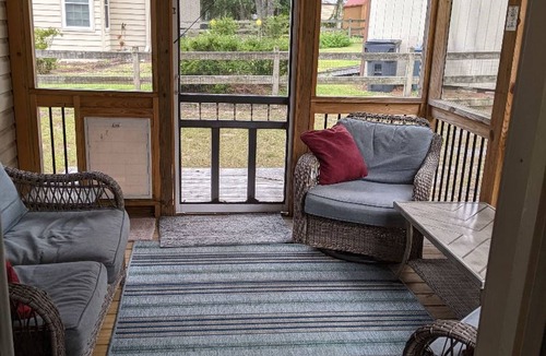 Ocean Isle Beach House | Perfect vacation home! Quiet but near everything, fenced in yard.