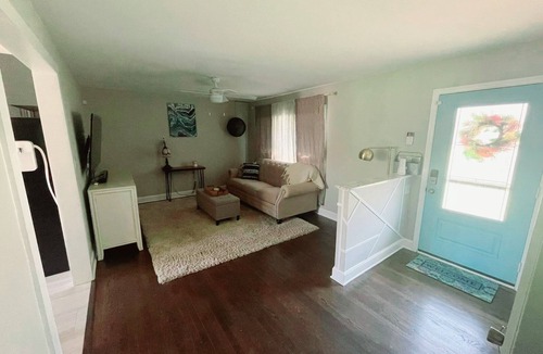 Paw Creek House | Pet Friendly 3-bedroom House Close To Everything in Charlotte