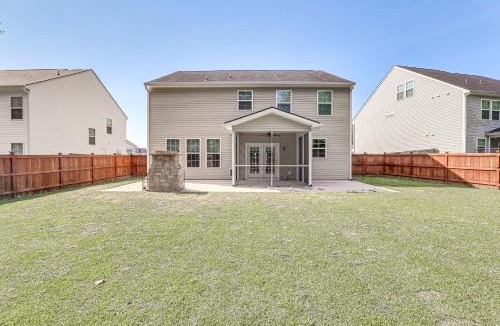 Ladson House | Pet-Friendly Ladson Home: 23 Mi to Charleston!