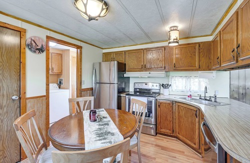 Perham House | Pet-Friendly Perham Home: Fire Pit + Trail Access!