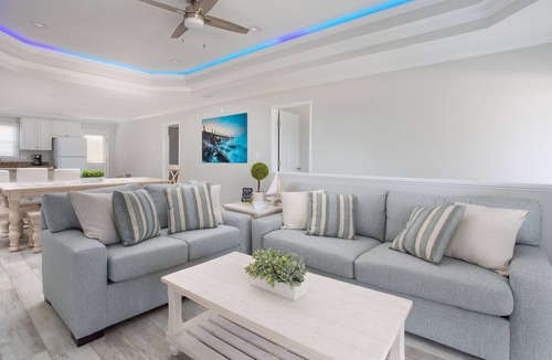 Gulf Stream Estates House | Pool Paradise: 8 bedroom 6 bath private pool sleeps 20 across from the beach!