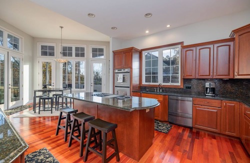Bracey House | Portside Villa Luxury Rental on Lake Gaston