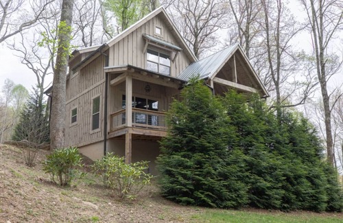 Highlands Cottage | PRICE DROP! New Lower Rates Just for Spring