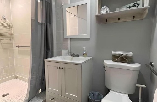 Knoxville Apartment | Private 1BR Retreat 10 Min to UT, Downtown, and Hospitals