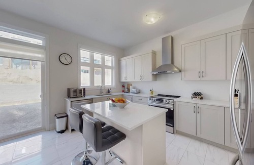 Caledon House | Private 5-Bedroom Caledon Home Comfort, Style, and Nature!