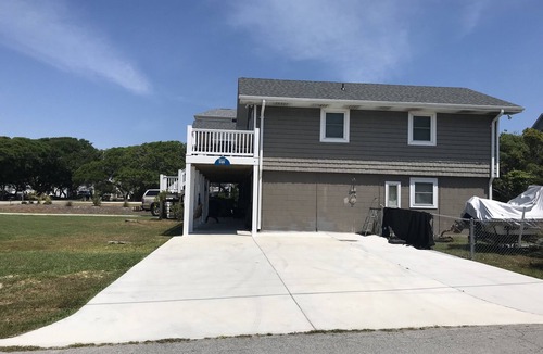 The Point House | Private Coastal Retreat with Channel Views and 3 minutes to the BEACH!