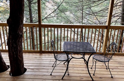 Lakemont Cabin | Private, Country Cabin in North Georgia's Mountainous Wilderness, Perfect for a Family Glamping Retreat