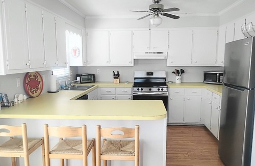 Ocean Isle Beach House | PRIVATE DOCK - INTERCOASTAL WATERWAY VIEWS: 5 Bedrooms, 4 Baths, Large Porch!