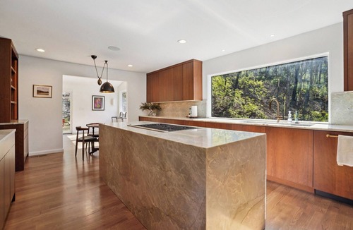 West Meade House | Private Luxury Retreat in Nashville, Fully Renovated, A/C, Peaceful Setting