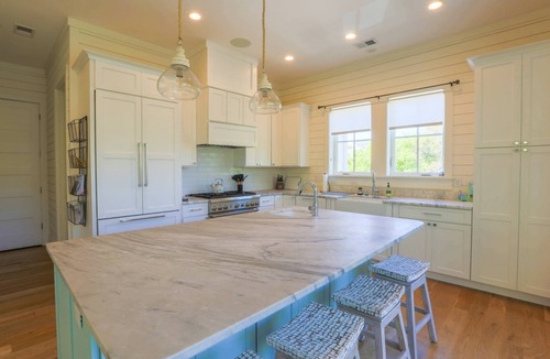 Isle of Palms House | Private Pool & Hot Tub; Spacious Roof Deck w/Views of Ocean; 2 Master Suites; 1 Block to Beach!