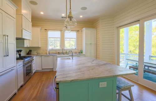 Isle of Palms House | Private Pool & Hot Tub; Spacious Roof Deck w/Views of Ocean; 2 Master Suites; 1 Block to Beach!