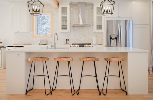 La Conception Ski Chalet | Promo St-Jean ! Farmhouse 6b+3Bath Spa+Train Nord Trail near Mont-Tremblant !