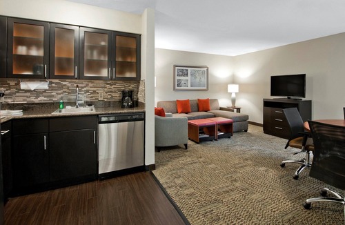 Ballantyne Apartment | Queen Suite | Free Breakfast, Shuttle, & Pool