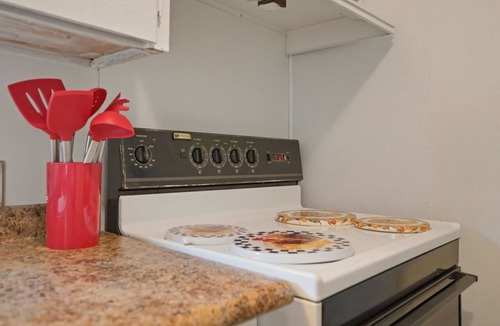 Maple Hill House | Quiet 2BR Retreat, Sleeps 4, Near Beaches & Nature