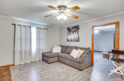 Sumter County House | Quiet & Cozy Rembert Home ~ 9 Mi to Air Force Base