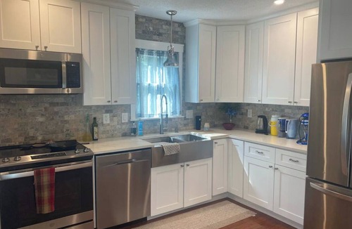 Marlwood Acre House | Quiet garden 2-bedroom townhome near Matthews/Mint Hill