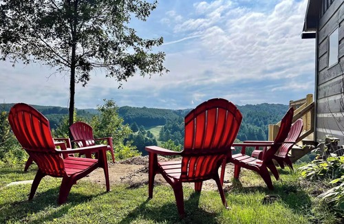 Crumpler Cabin | Quiet Mountain View Cabin on 2+ Acres w/Hot Tub overlooking The New River!